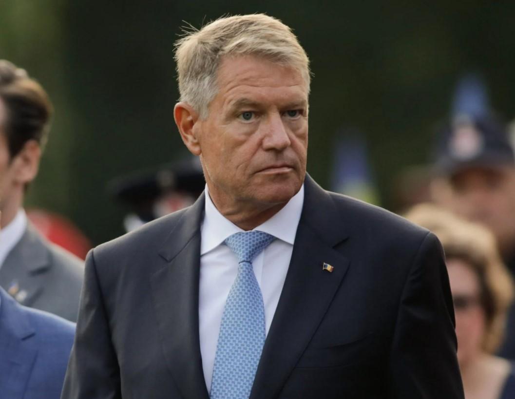 trolling Iohannis