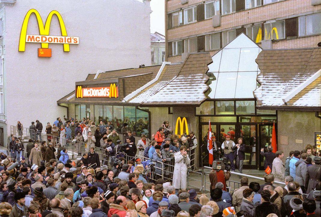 Primul McDonald's din Rusia